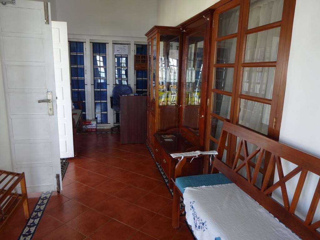 Irinjalakuda House Apartment อูตี ภายนอก รูปภาพ